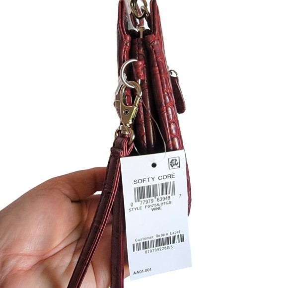 GIANI BERNINI NEW and NEVER USED Convertible Wristlet Faux Crocodile Leather - Picture 11 of 15